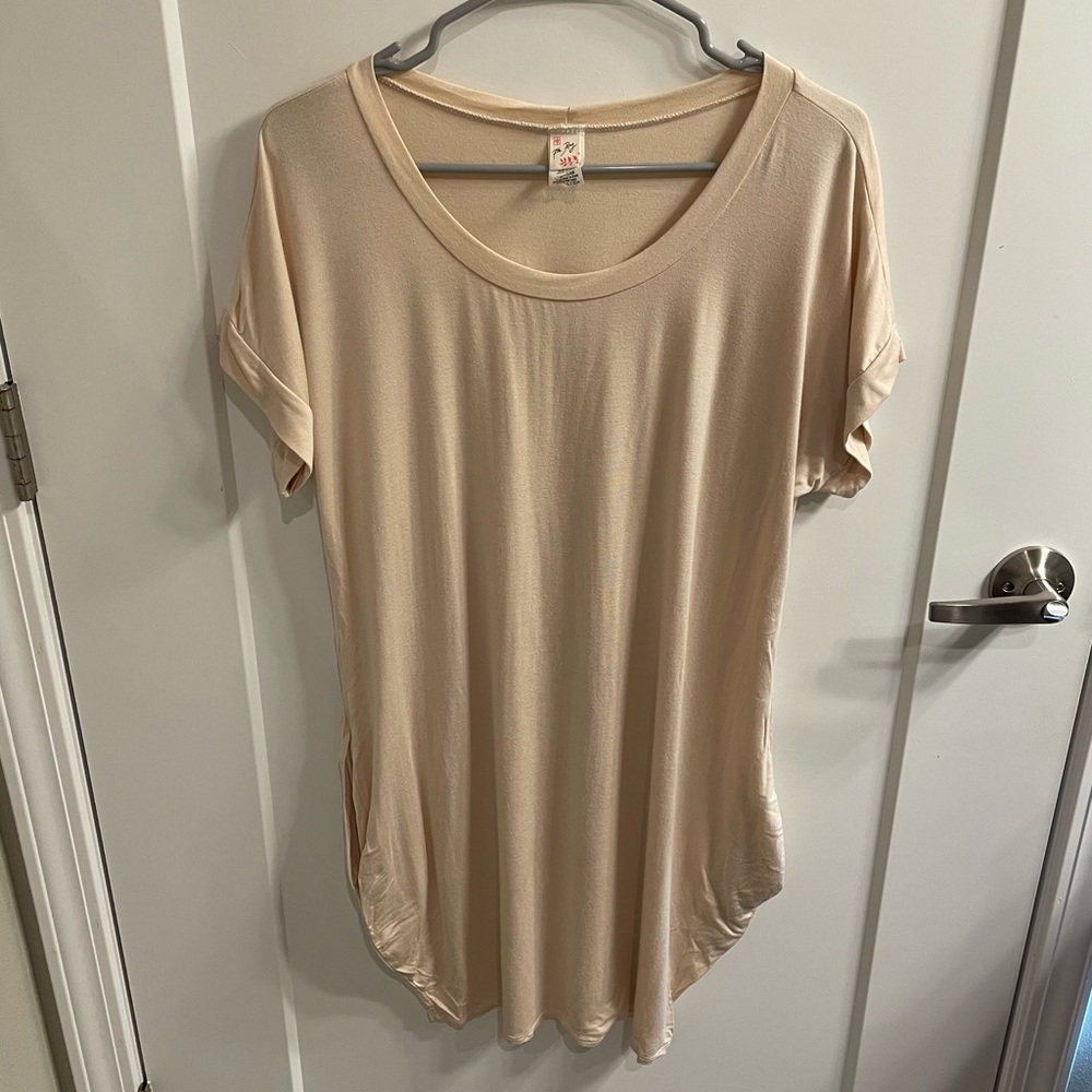 Boutique Cream Shortsleeved Tunic